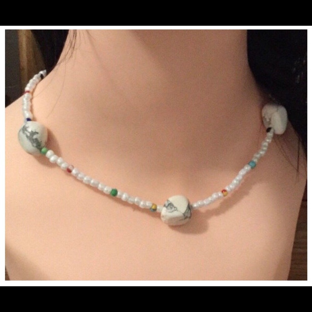 Southwest bead necklace set white howlite bead
